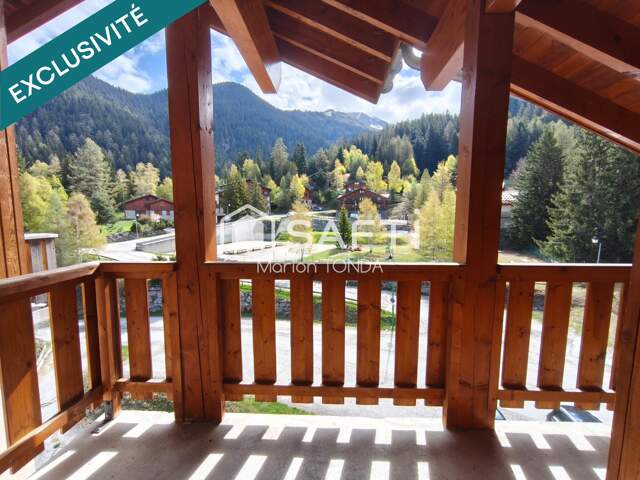 Appartement sous les toits — photo du bien