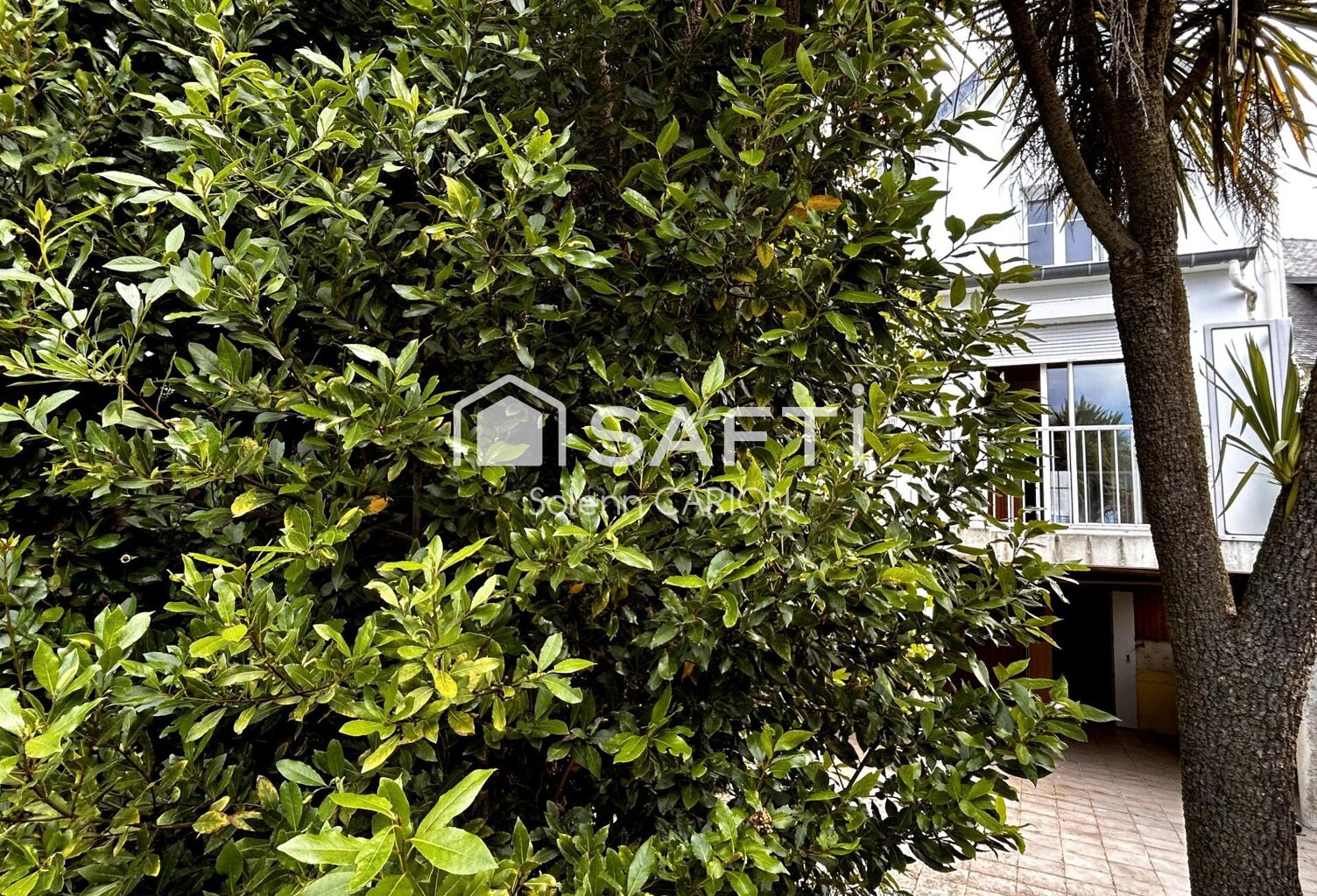 Le charme des années 1930, un jardin au sud et une adresse recherchée — photo 1