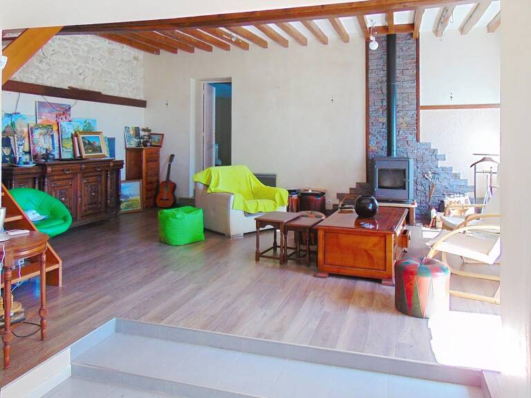 ANCIENNE LAITERIE AVEC BEAUX VOLUMES — photo 1