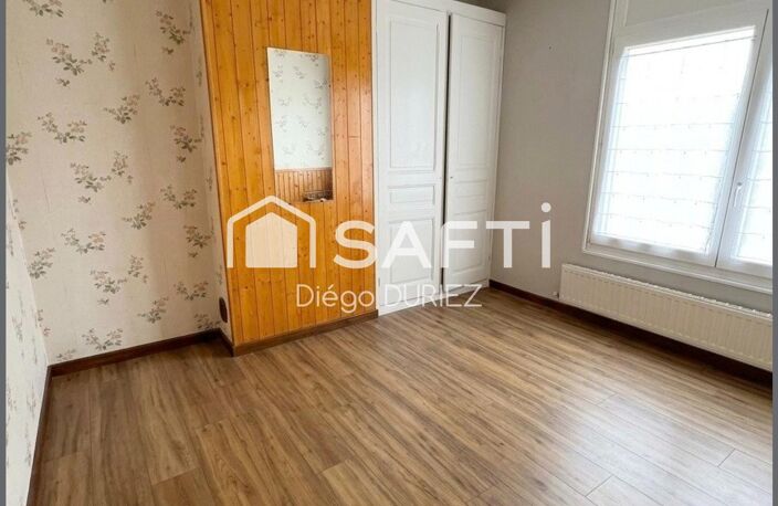 EMPLACEMENT RARE - MAISON 130 m² JARDIN 2 GARAGES 4 CH — photo 3