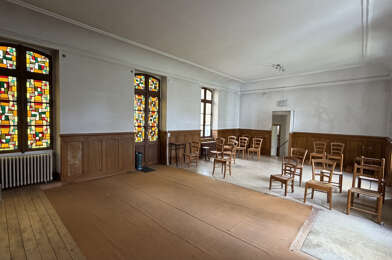Maison 22 pièces 200000 €