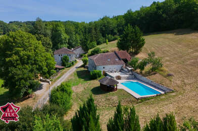 Maison 15 pièces 799000 €