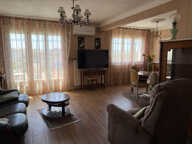 Appartement T4 avec balcon, dernier étage, secteur Ouest de — photo 2