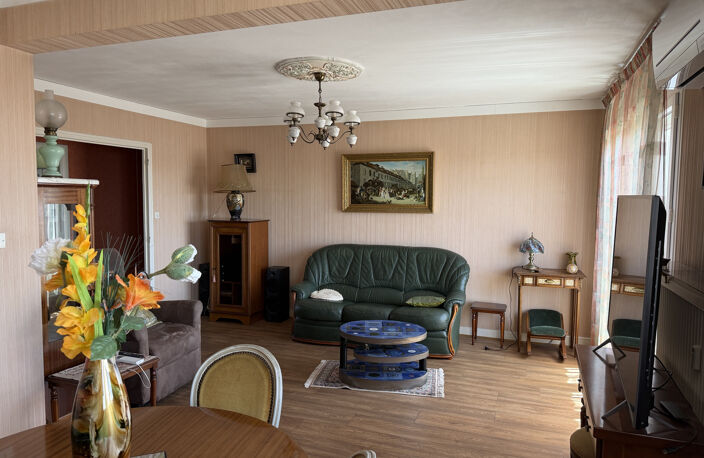 Appartement T4 avec balcon, dernier étage, secteur Ouest de — photo 5