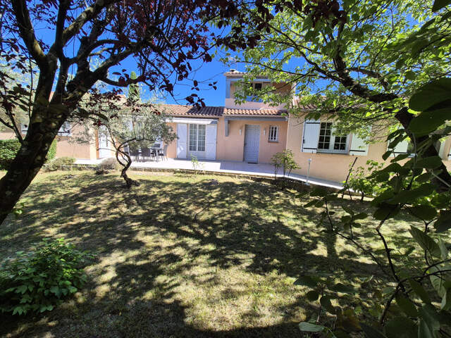 Maison 145 m2 Hab. Terrain 115 m2 Piscine — photo du bien