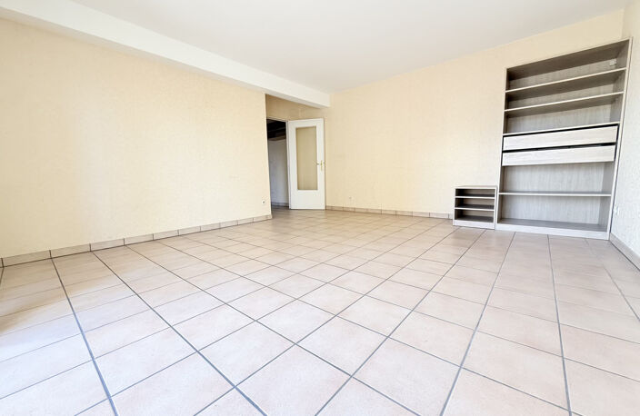 Appartement T3 de 68 m2 avec terrasse et garage   Villeurban — photo 5