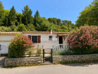 villa T4 de plain pied  sur 1025 m2  de terrain — photo 2