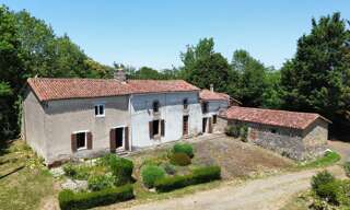 Maison 7 Pièces 210 m² à vendre à La Forêt-sur-Sèvre (79380)