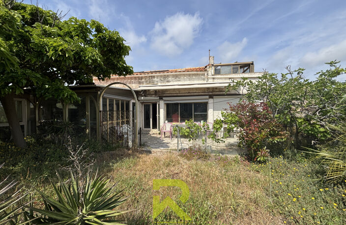 UNIQUE AU GRAU D'AGDE : L'Échappée Bleue Absolue   2 018 m2 — photo 2