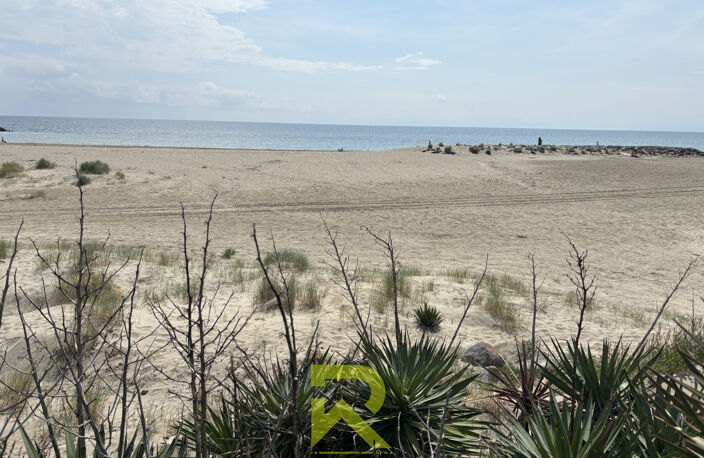 UNIQUE AU GRAU D'AGDE : L'Échappée Bleue Absolue   2 018 m2 — photo 3
