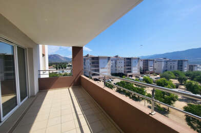 Appartement 4 pièces 242000 €