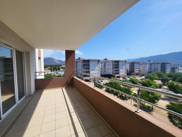 Baléone Appart F4 Récent — photo 1
