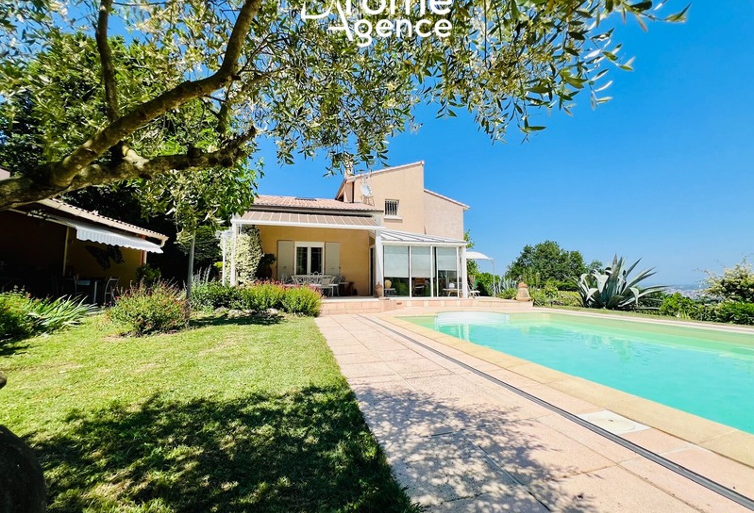 Maison 8 P+C — photo 1
