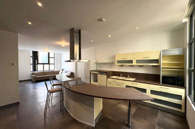 Appartement 3 pièces 690 €
