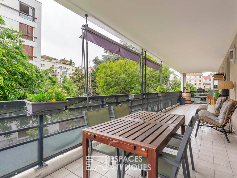 Appartement contemporain avec terrasse et son garage double proche Monplaisir — photo 1