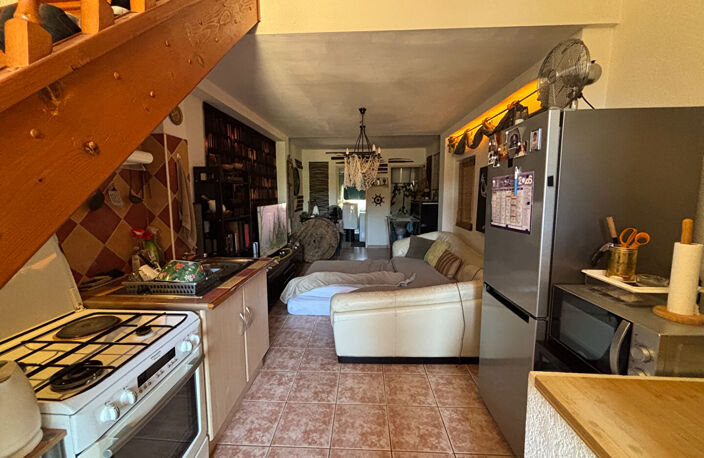 A VENDRE - T2 DUPLEX AVEC PARKING - ENSUES-LA-REDONNE — photo 5