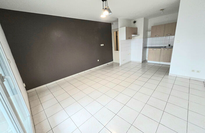 Toulouse 31200 METRO CANAL DU MIDI secteur des Ponts Jumeaux appartement T4  de 75.20m²- Terrasse 12.10m² - 2 Parkings — photo 5