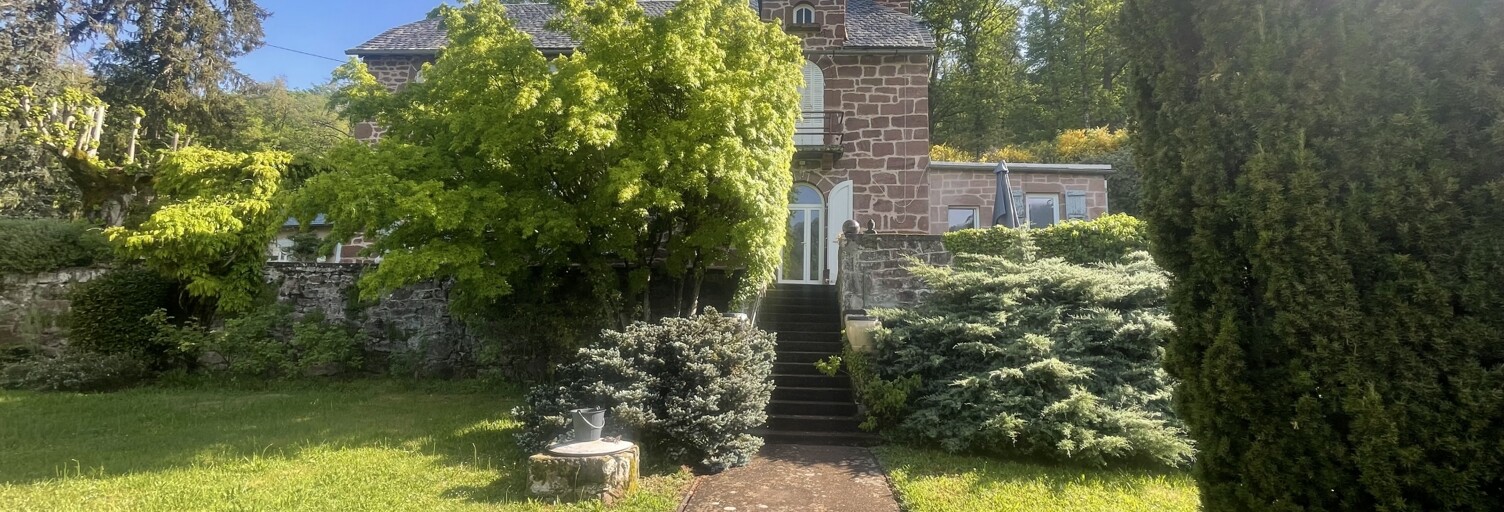 Maison 7 Pièces 163 m² à vendre à Saint-Laurent-d'Olt (12560)