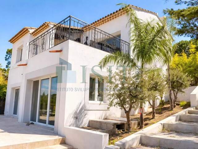 SUPER CANNES | Villa Contemporaine 145 m² – Piscine, Jardin & Vue Collines — photo du bien