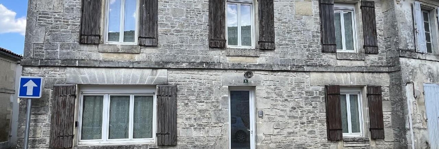Maison 4 Pièces 119 m² à vendre à Le Seure (17770)