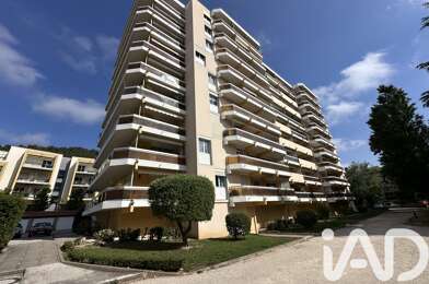 Appartement 4 pièces 282000 €