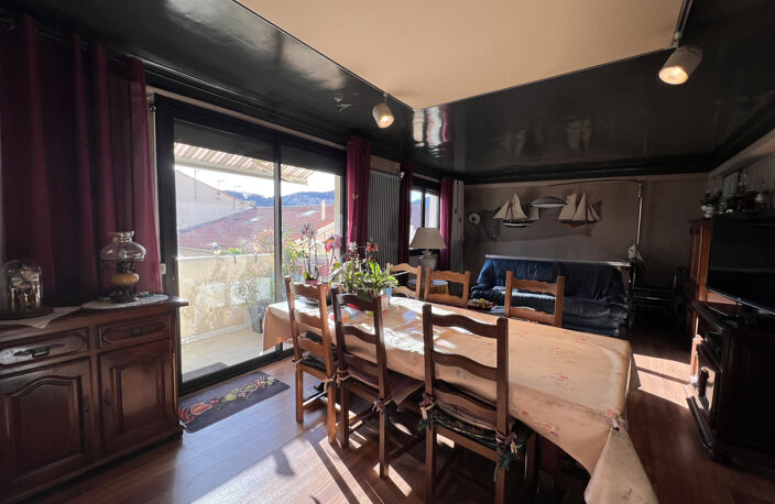 duplex de 120 m2 env à deux pas du Port — photo 3