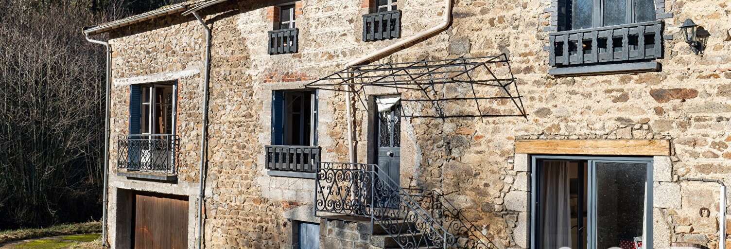 Maison 6 Pièces 150 m² à vendre à Le Vernet-Chaméane (63580)