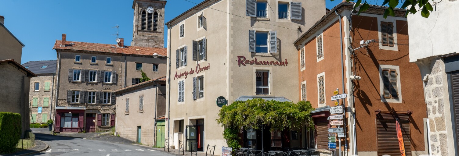 Immeuble  155 m² à vendre à Le Vernet-Chaméane (63580)