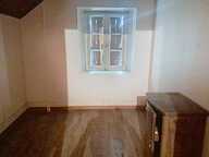 Maison à rénover avec beau potentiel — photo 2