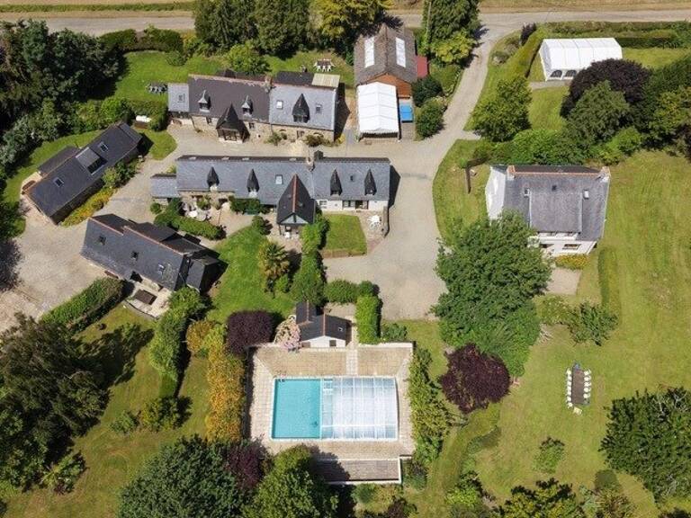 Ensemble Immobilier d'exception activités gites — photo 1