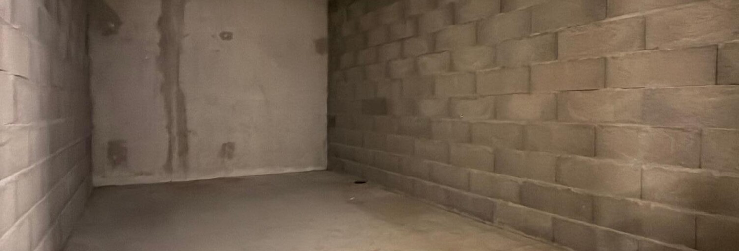 Garage   m² à vendre à Charnay-lès-Mâcon (71850)