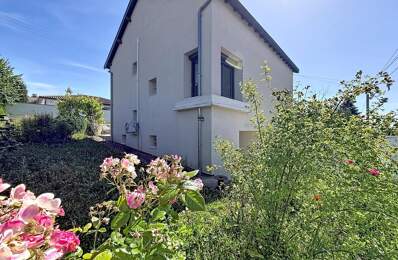 Maison lumineuse avec jardin, terrasse et garage — photo du bien