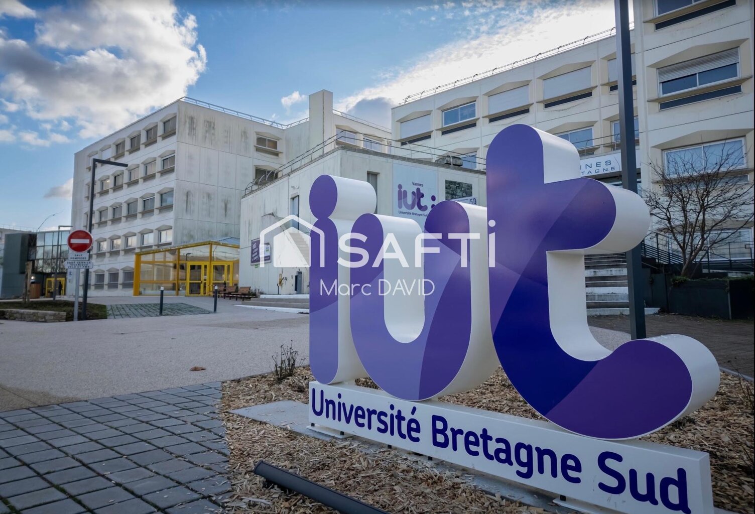 LOGEMENT ÉTUDIANTS — photo 1