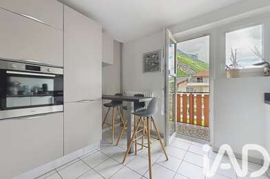 Appartement 4 pièces 285000 €