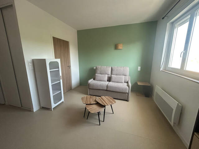 STUDIO NEUF  avec PARKING — photo du bien