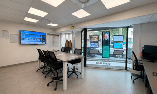 Commerce  80 m² à louer à Lunel (34400)