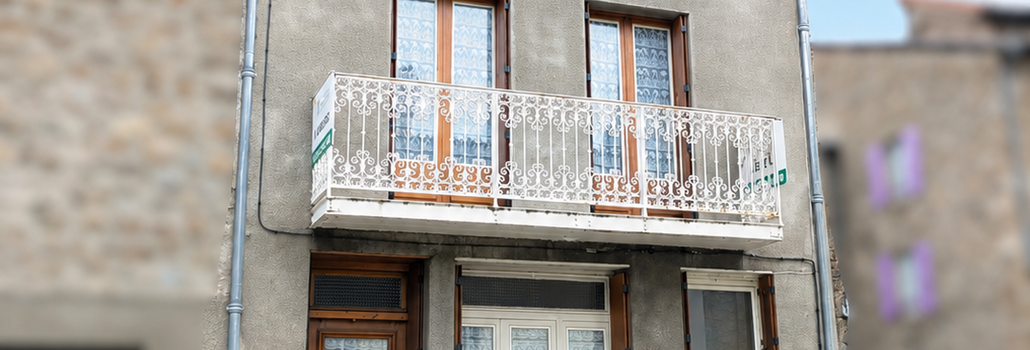 Maison 5 Pièces 118 m² à vendre à Saint-Sauveur-en-Rue (42220)