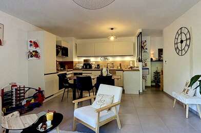 Appartement 3 pièces 272000 €