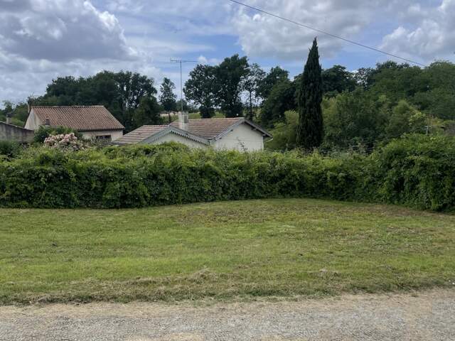 Vente Terrain à bâtir 443 m&sup2; — photo du bien