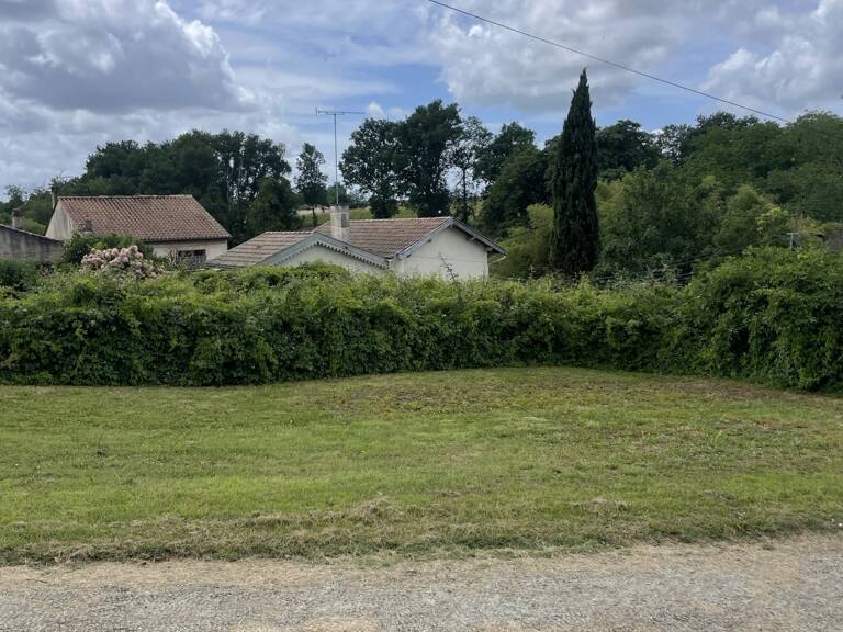 Vente Terrain à bâtir 443 m&sup2; — photo 1