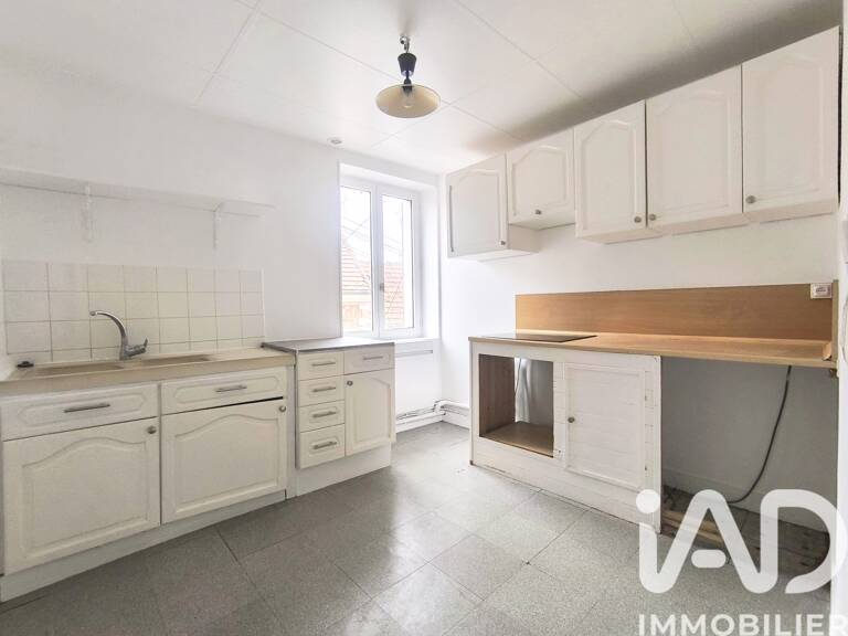 Vente Immeuble 4 pièces — photo 1