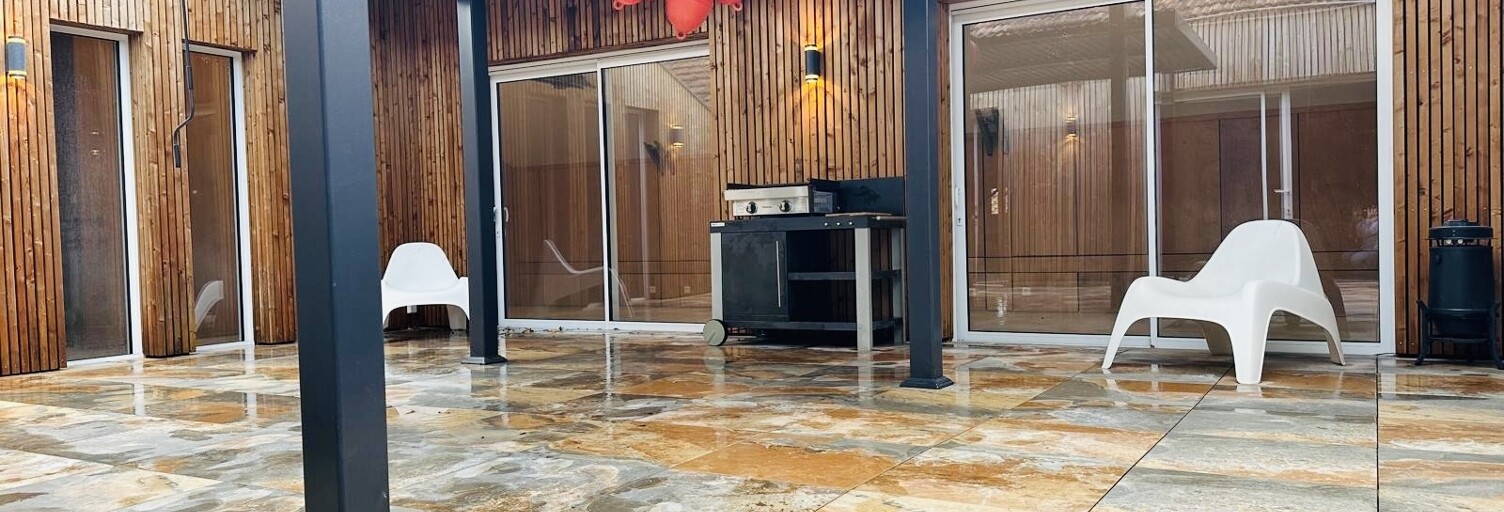 Immeuble  750 m² à vendre à Arveyres (33500)