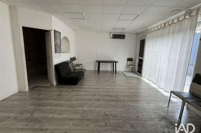 Commerce  600 €