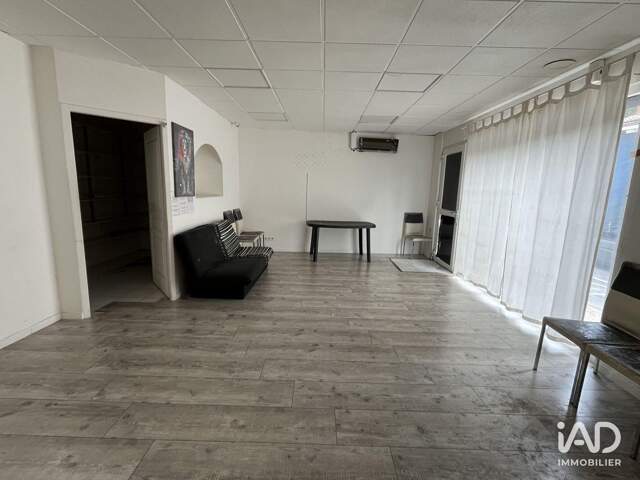 Location Boutique/Local commercial 88 m&sup2; — photo du bien