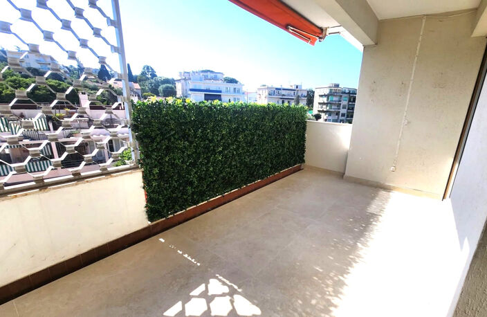 NICE CIMIEZ Georges V - Magnifique Appartement 3P 71 m2  en — photo 3