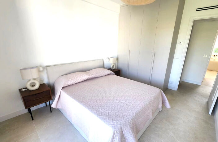 NICE CIMIEZ Georges V - Magnifique Appartement 3P 71 m2  en — photo 4