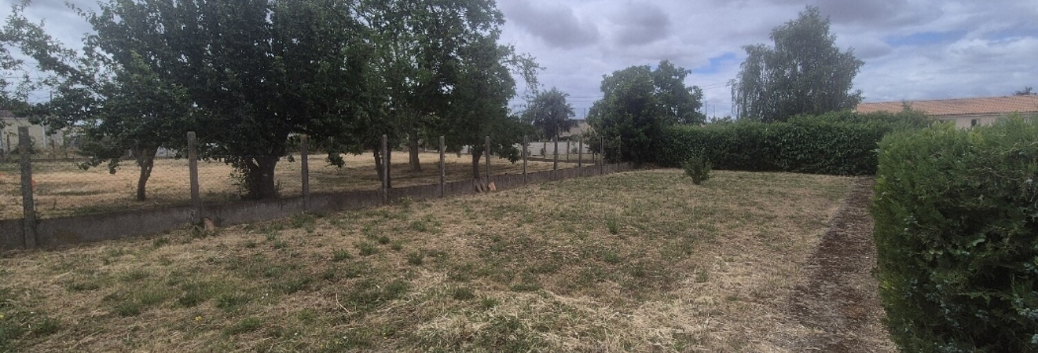 Terrain  663 m² à vendre à Sainte-Verge (79100)