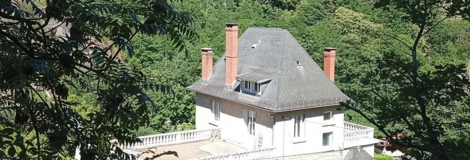 Maison 7 Pièces 210 m² à vendre à Ax-les-Thermes (09110)