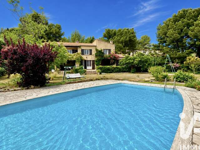 Vente Maison/villa 7 pièces — photo du bien