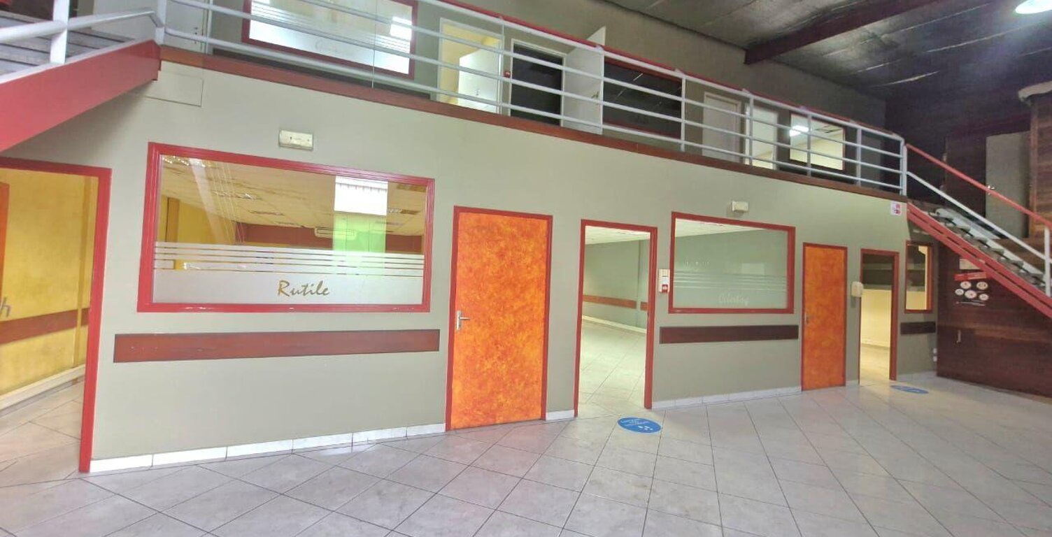 Location Bureaux 351 m&sup2; — photo 1